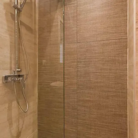 Tradition And Modernity Combined In A Three Bedroom Two Bathroom Lux * صوفيا